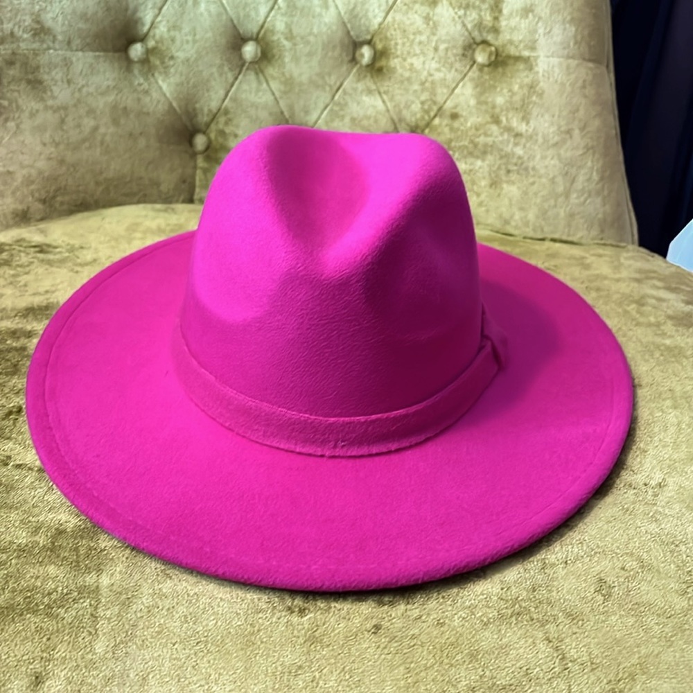 Hot pink women’s brim hat
